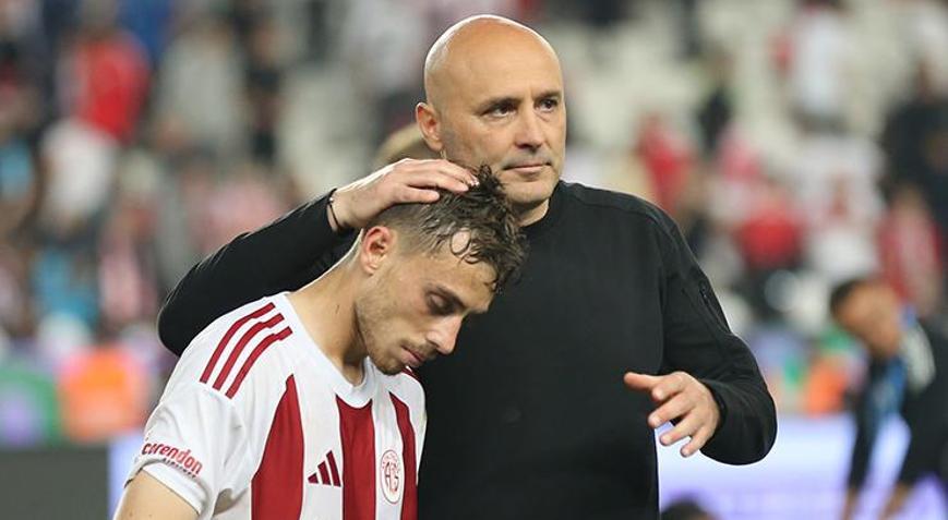 Antalyaspor teknik direktörü Sami Uğurlu çok üzgün Trajedi dolu bir gece