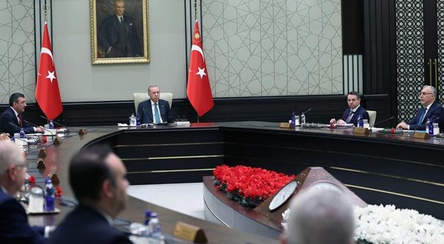 Son dakika: Cumhurbaşkanı Erdoğanın başkanlığındaki Kabine Toplantısı sona erdi