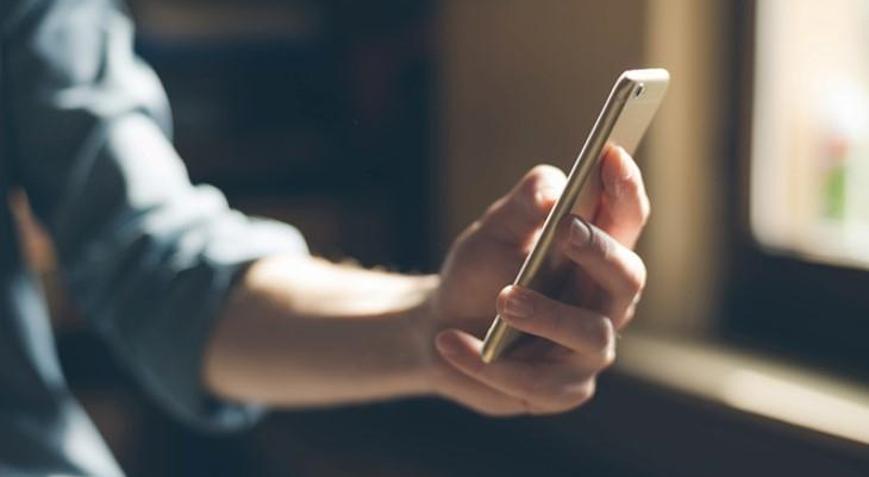 Apple ve Googlea yapay zeka destekli çıplaklık uygulamalarına karşı uyarı geldi