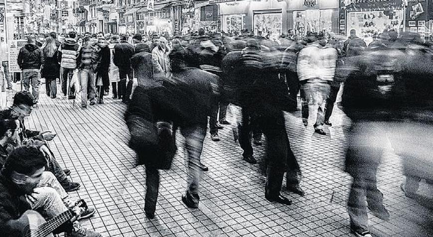 Kadrajda “Eski Yeni Beyoğlu” var