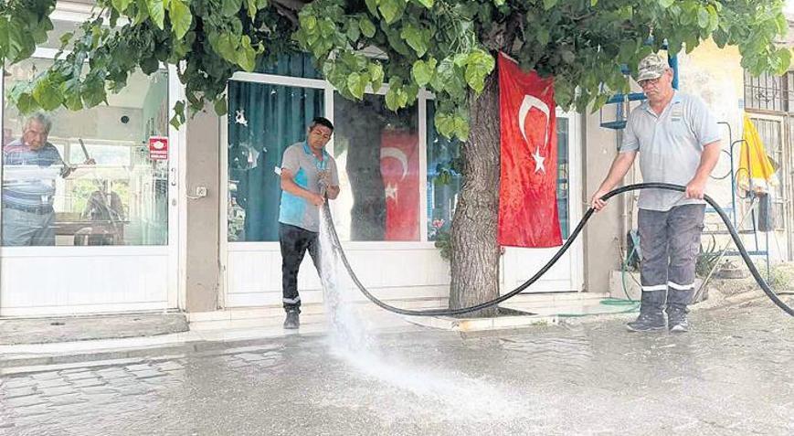 Marmaris’te sezon öncesi temizlik