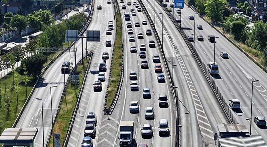 İstanbulda trafikte bayram etkisi: Yoğunluk düşük seviyede kaldı