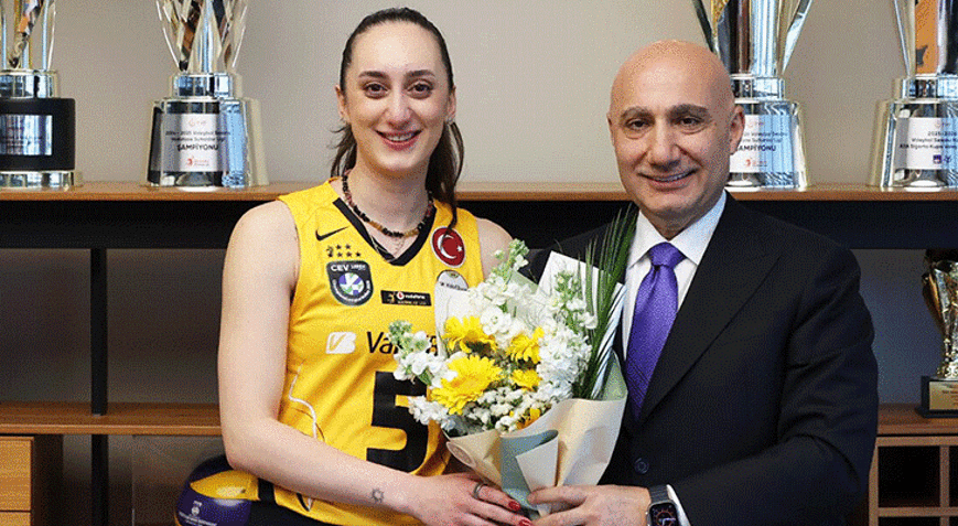 VakıfBank, Ayça Aykaç ayrılığını açıkladı! 6a157cdf462b1286b33ea9ad
