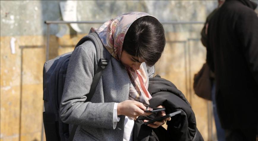 İranda uluslararası internet erişimi aylar sonra aşamalı olarak yeniden sağlandı