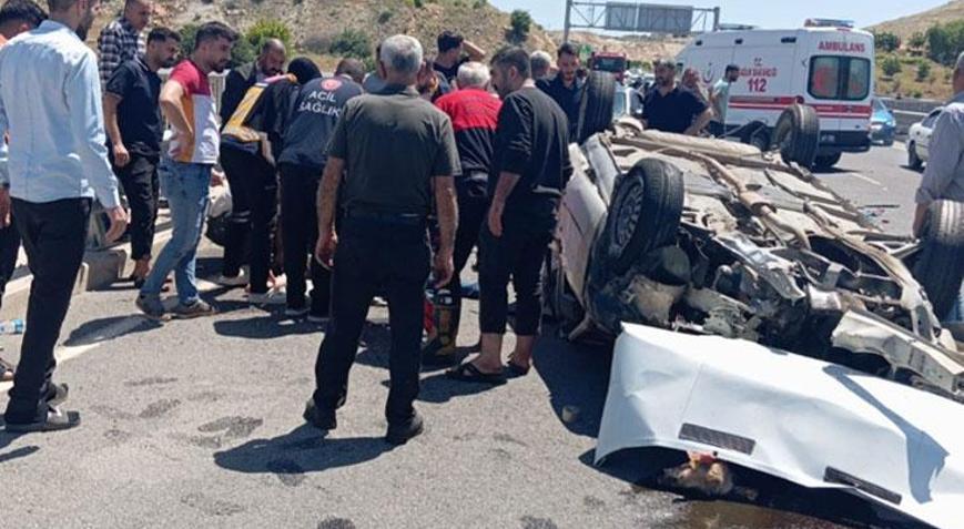 Şanlıurfa’da kurban dönüşü korkunç kaza Kontrolden çıkan otomobil ters döndü: 5 yaralı