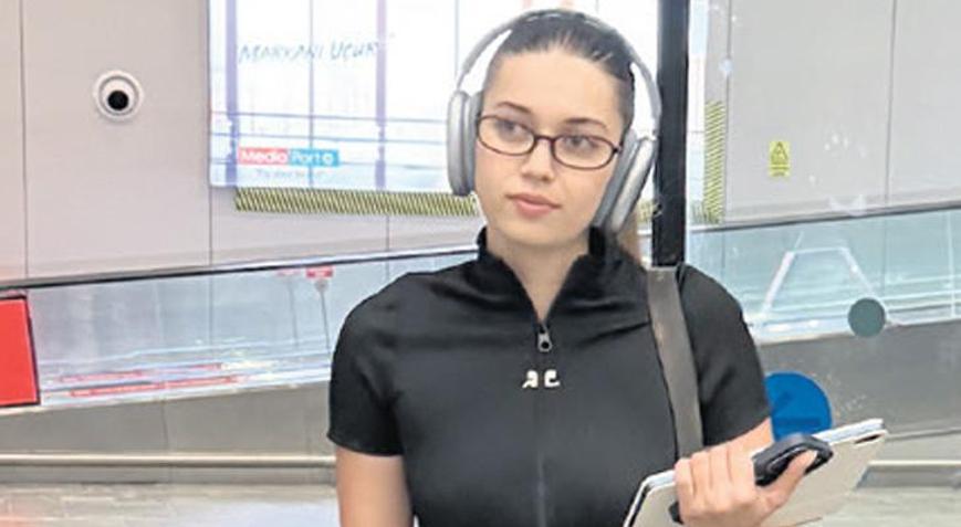 Aşk sorularına kulaklık önlemi