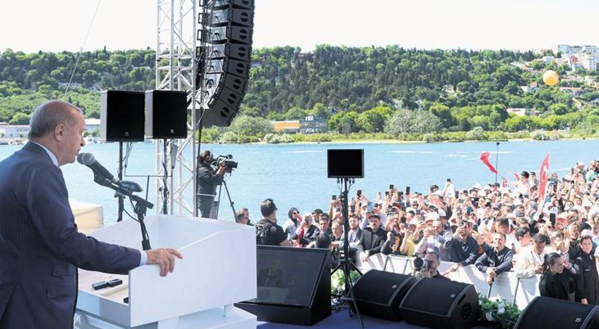 İstanbulun fethi coşkuyla kutlandı 573 yıldır öfkeleri dinmedi