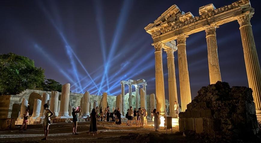 Gece Müzeciliğinde yeni sezon 20 müze ve ören yeri gece ziyarete açıldı