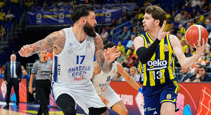 Fenerbahçe, yarı final serisi ilk maçında Anadolu Efesi geriden gelerek mağlup etti