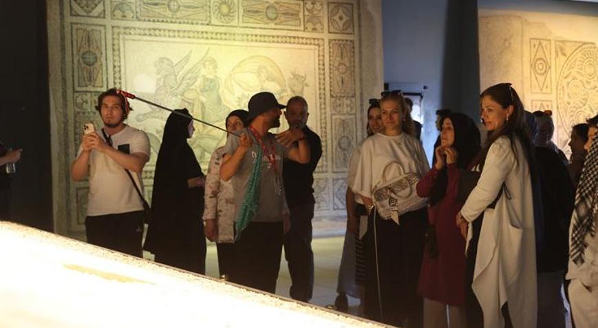 Bayramda müzeler doldu taştı Efes, Hıerapolis ve Göbeklitepe zirvede