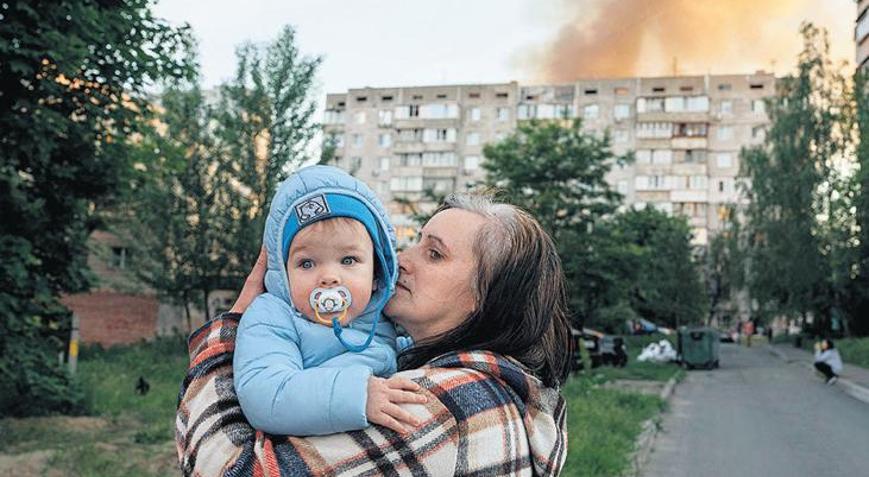 Ukrayna’ya şiddetli saldırı: 17 ölü