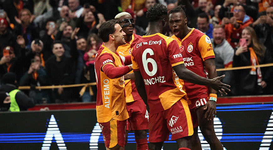 Galatasarayda ayrılık iddiası Beklenen bonservis ortaya çıktı