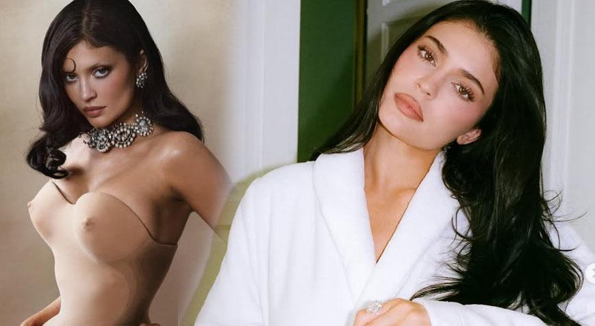 Kylie Jenner tatilde Pembe bikinisi sosyal medyayı salladı