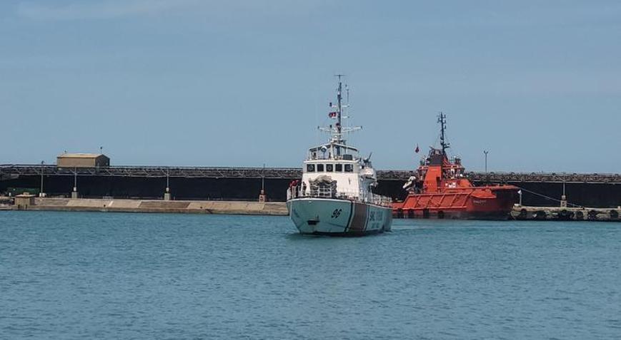Karadeniz’de Türk balıkçı teknesine saldırı; 1 kişi hayatını kaybetti, 4 kişi yaralandı Karadeniz’de Türk balıkçı teknesine saldırı; 1 kişi hayatını kaybetti, 4 kişi yaralandı