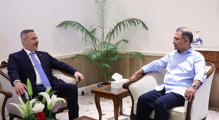 Dışişleri Bakanı Hakan Fidan, Bangladeş Başbakanı Rahman ile görüştü