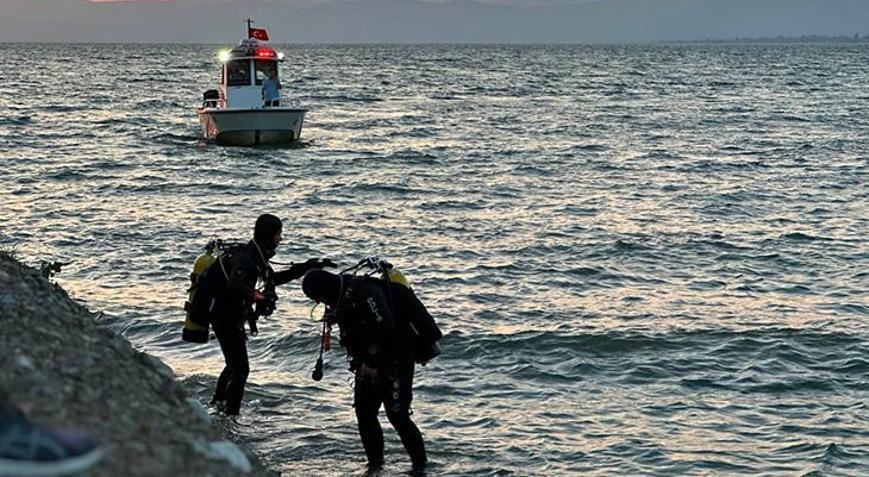Bursada kahreden olay Boğulma tehlikesi geçiren oğlunu kurtarırken hayatını kaybetti