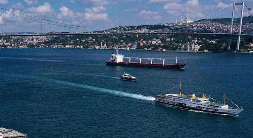 İstanbul Boğazında gemi trafiği çift yönlü durduruldu