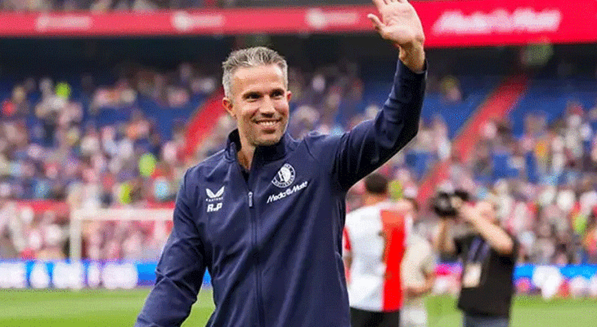 Feyenoord, Van Persie ile yollarını ayırdı