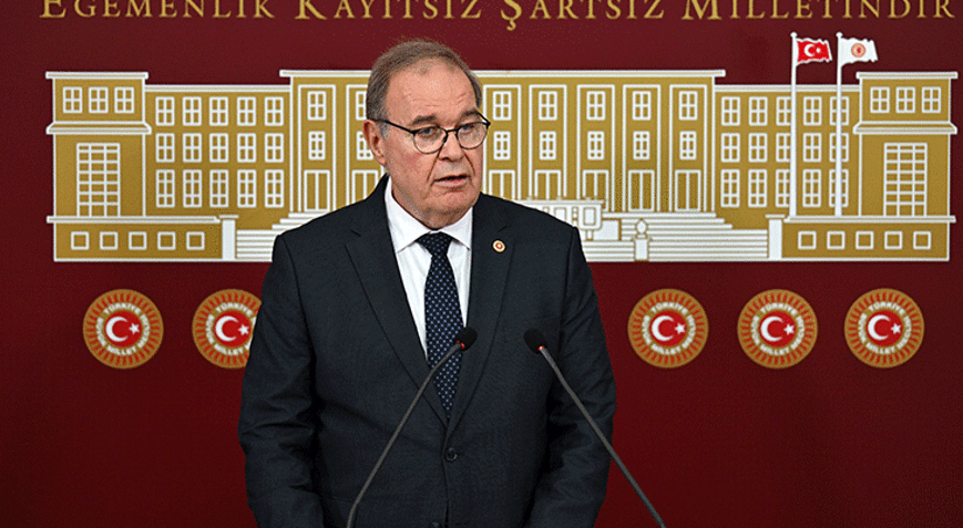CHPli Öztraktan Özgür Özele tepki: İbretle izliyorum