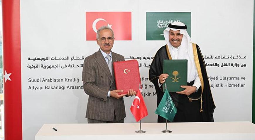 Bakan Uraloğlu Suudi Arabistandan duyurdu: Lojistik, siber altyapı ve uzay teknolojilerinde ortak dönem