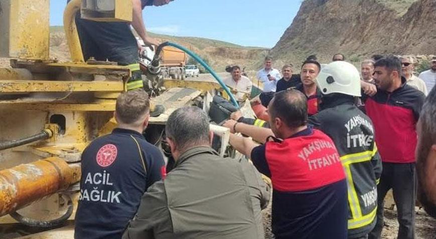 Kırıkkalede feci olay Kepçe 15 metre yükseklikten yuvarlandı: Sıkışan operatör ağır yaralandı