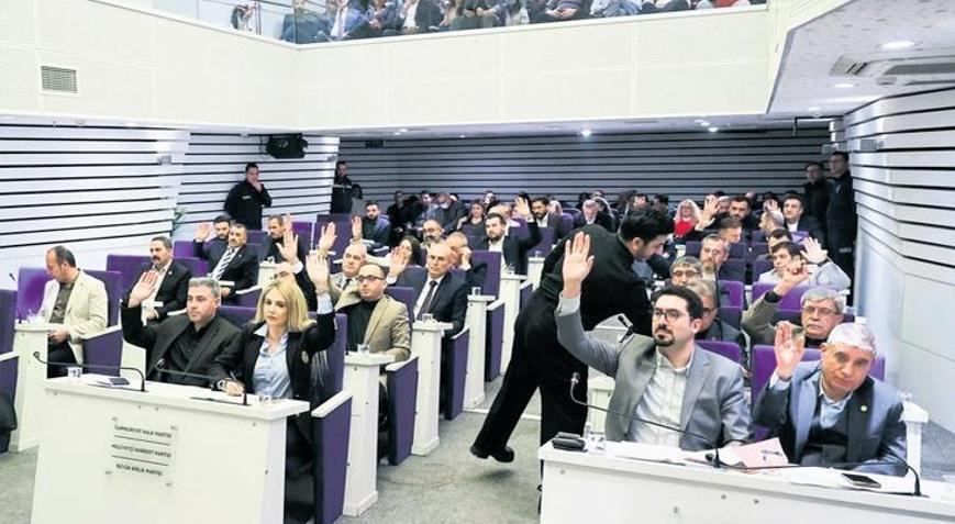 Buca’da başkan vekilliği seçiminde aday bolluğu CHP için tehlike yarattı