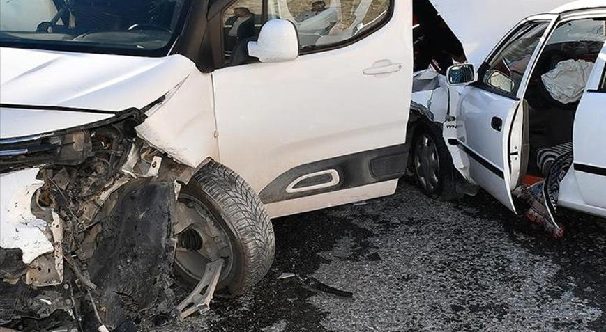 Zorunlu trafik sigortasında önemli değişiklik Kaza sonrası değer kaybı da tartışmasına son
