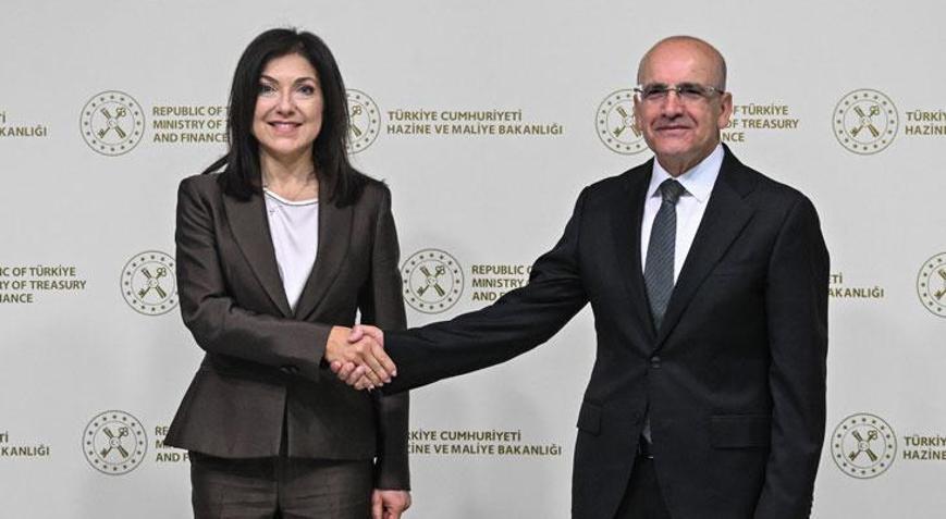 Bakan Şimşek, Almanya Ekonomi ve Enerji Bakanı Reiche ile bir araya geldi