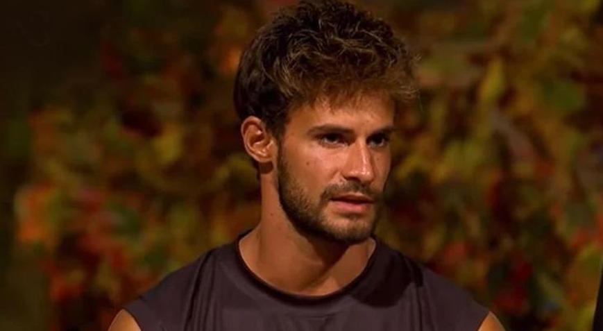 Survivor Batuhan Karacakayadan Nagihan Karadereye destek paylaşımı