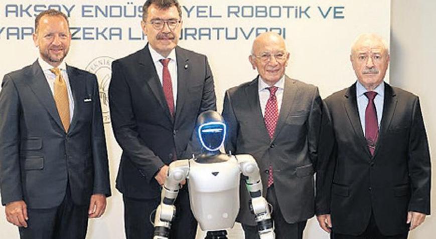 İTÜ’de robotik laboratuvar açıldı