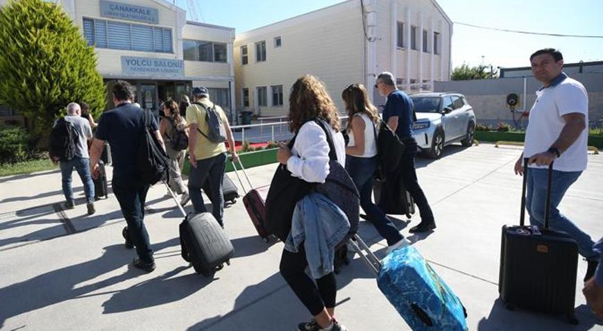 Yıllardır beklenen hat açıldı Çanakkale-Limni Adası feribot seferleri: İlki büyük ilgi gördü