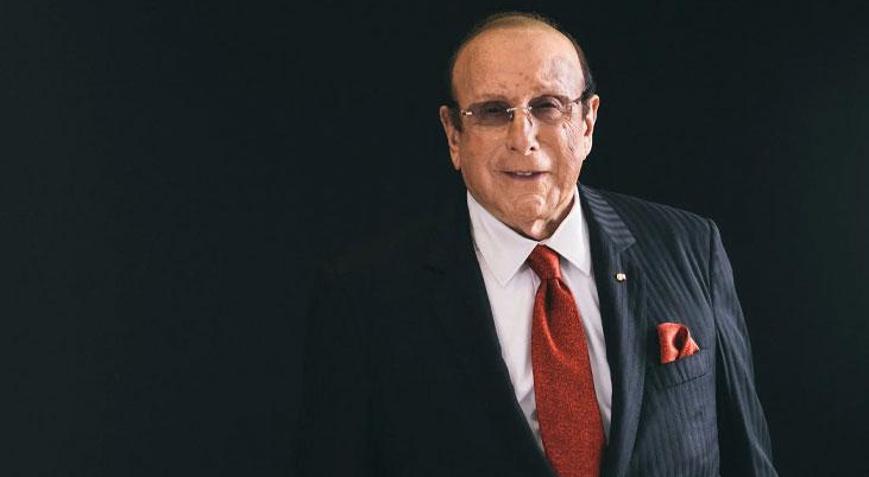 ABDli ünlü plak yapımcısı Clive Davis hayatını kaybetti