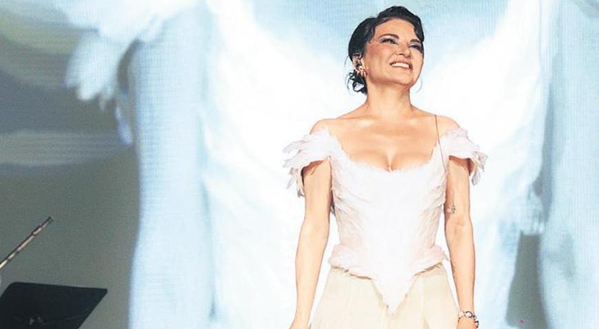 Konser öncesi serum takviyesi