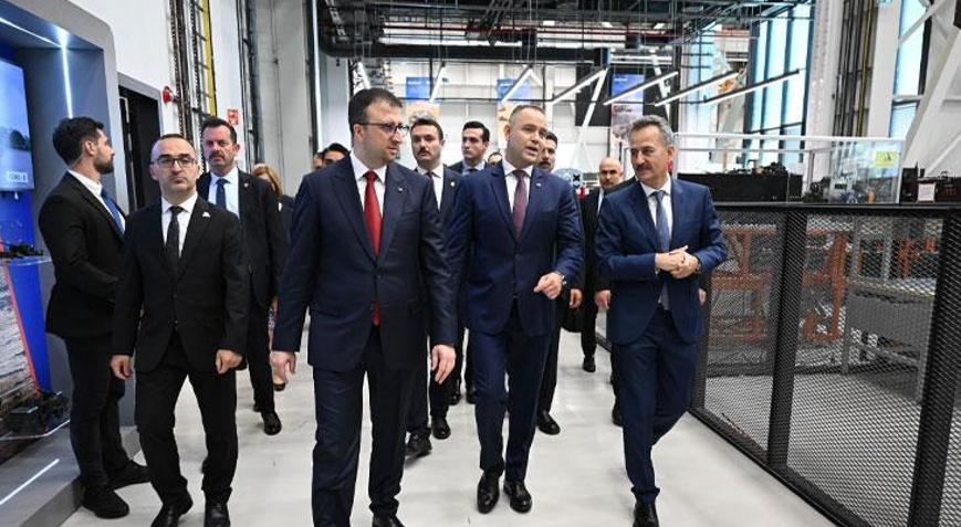 Nawrocki ASELSAN’ı ziyaret etti ‘Türkiye ile daha güçlü ittifak kurmaya hazırız’