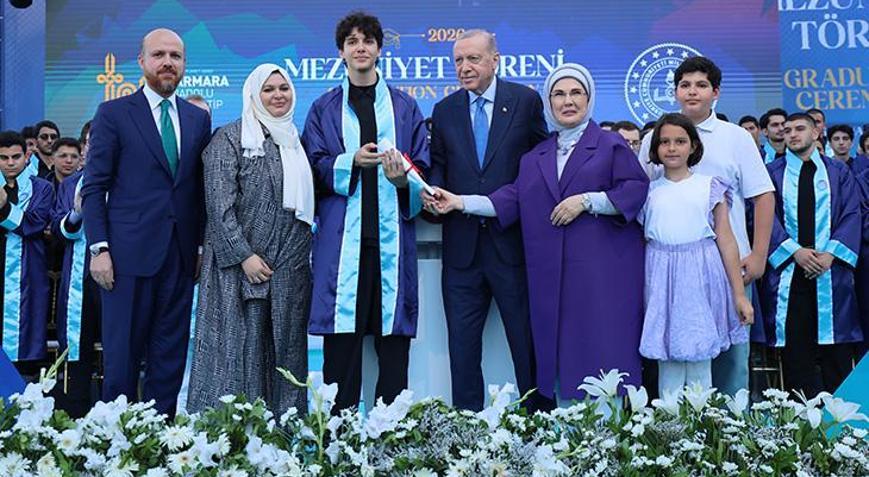 Cumhurbaşkanı Erdoğan, İTO Marmara Anadolu İmam Hatip Lisesi Mezuniyet Törenine katıldı