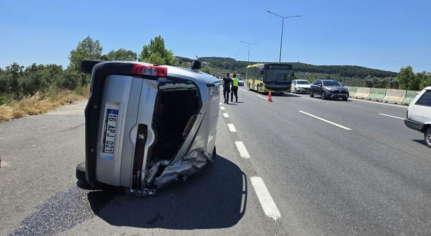 Takla atan otomobilin sünücüsü yaralandı