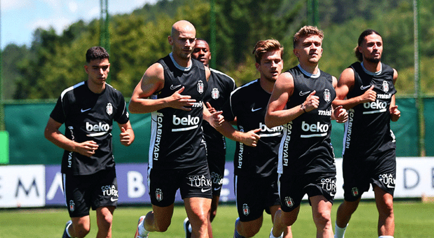 Beşiktaş yeni sezonu açtı Italiano yönetiminde ilk antrenman