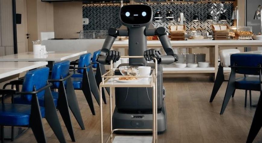 Dünyanın tamamen robotlar tarafından işletilen ilk oteli 2027de açılıyor