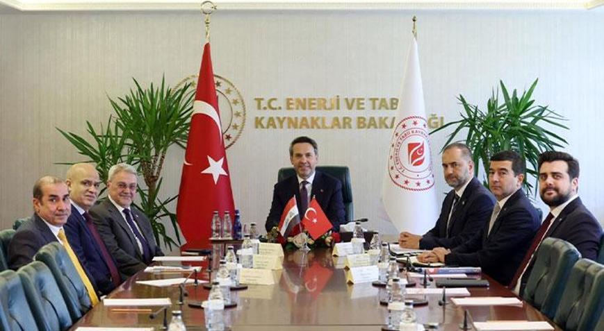 Bakan Bayraktar, Iraklı bakan yardımcılarıyla bir araya geldi