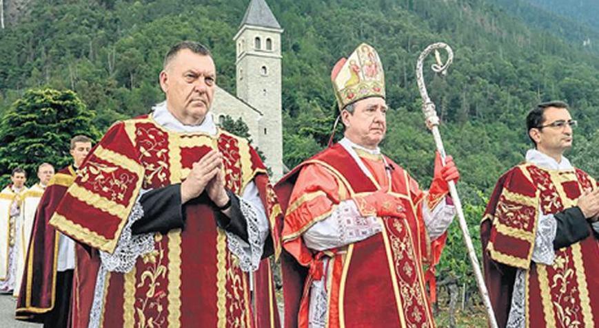 Aziz PIUS X Cemiyeti, Papa’ya karşı ayaklandı Vatikan’da bölücülük