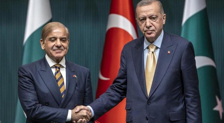 Pakistan Başbakanı Şahbaz Şerif Türkiyede