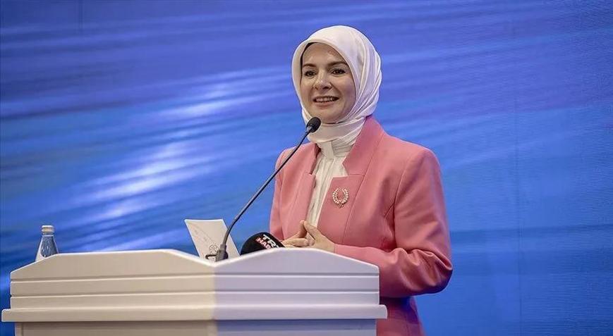 Bakan Göktaş 160 binden fazla gence evlilik kredisi verildiğini açıkladı