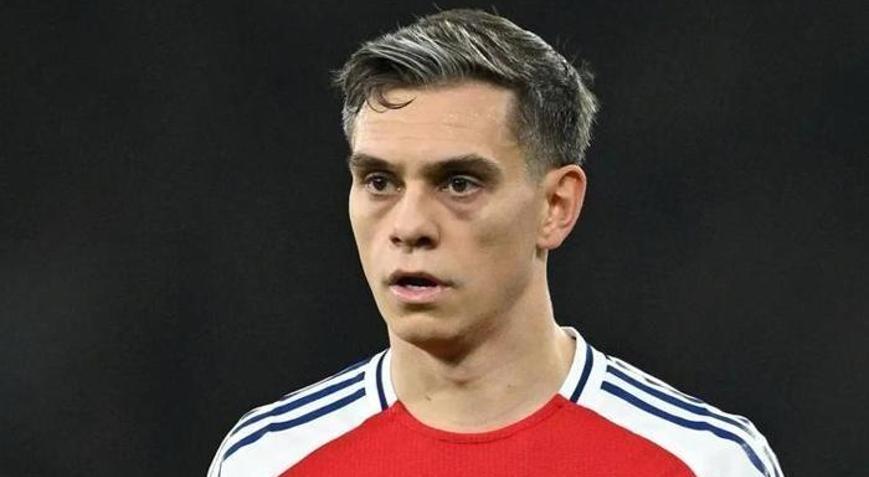 Beşiktaştan Trossard ve Nübel harekatı Menajeri İstanbula geldi