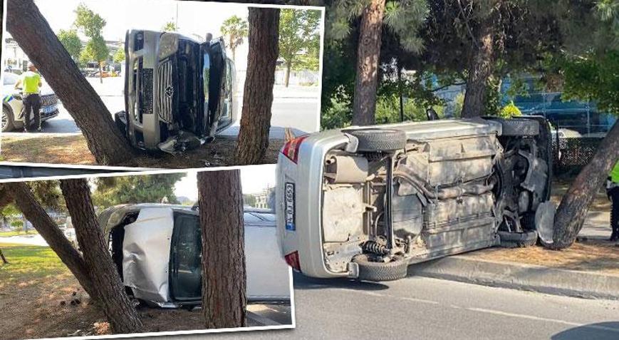Bakırköyde feci kaza Ağaçlara çarpan araç yan yattı