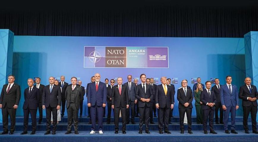 NATO liderleri Ankarada aile fotoğrafında buluştu