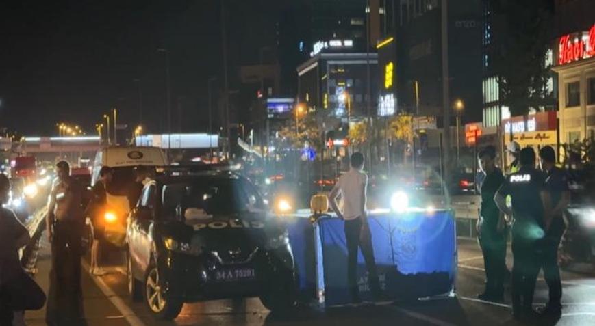 Bakırköyde feci kaza Otomobilin çarptığı yaya hayatını kaybetti