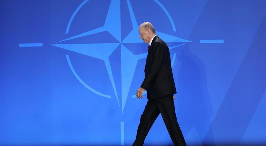 Cumhurbaşkanı Erdoğandan NATO Zirvesinde yoğun diplomasi Trump, Macron, Merz ve birçok liderle görüştü