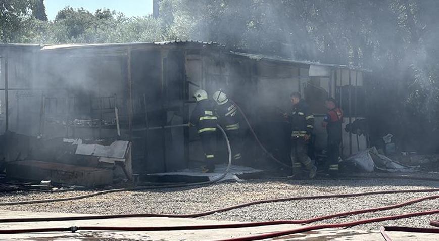 Muğlada korku dolu anlar İşçilerin kaldığı yatakhane alev topuna döndü