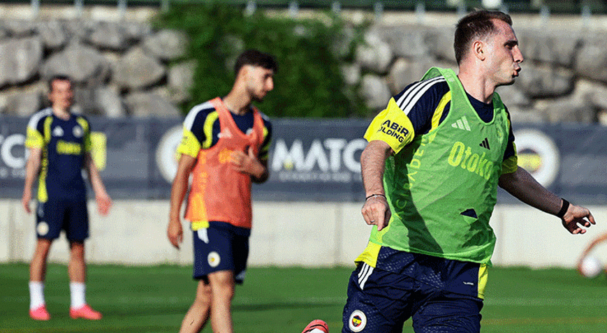 Fenerbahçe günü çift antrenman ile kapattı