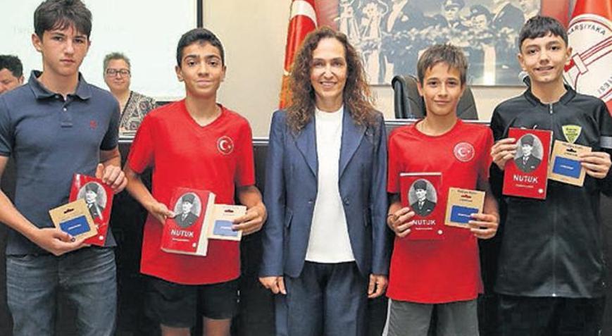 Karşıyaka’nın altın çocuklarına ödül